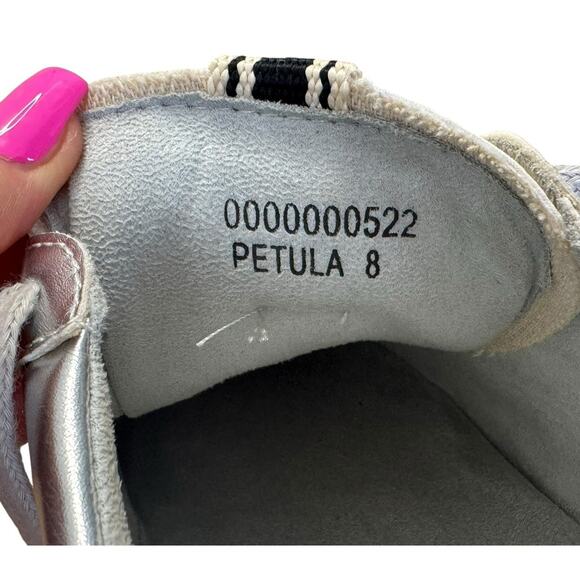 SHU SHOP Petula Platform Sneakers Metallic Silver Gold Stars Vegan Leather Sz 8 - Picture 13 of 13